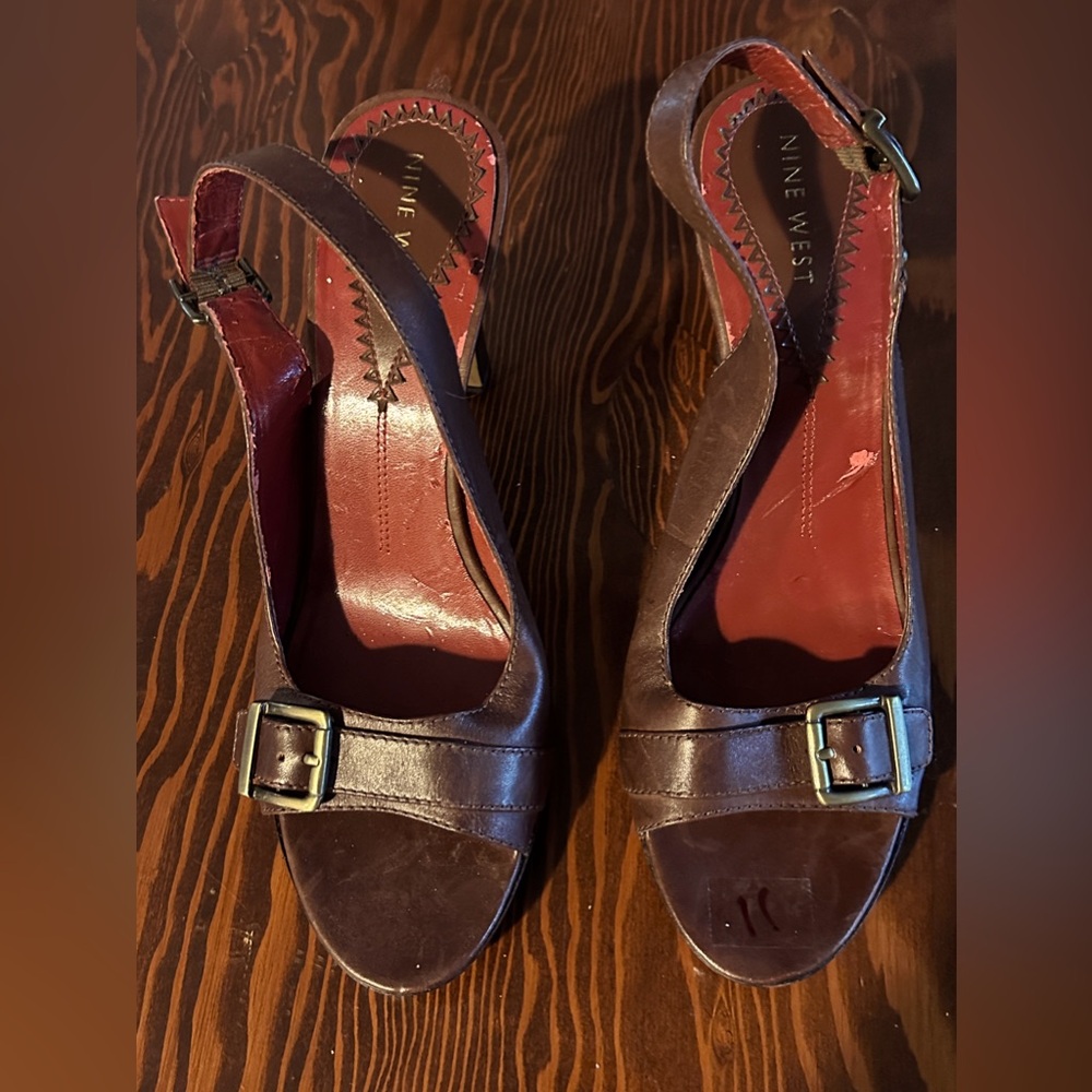 🎉 SALE 🎉Nine West Brown Sling  Back Pumps Sz 11